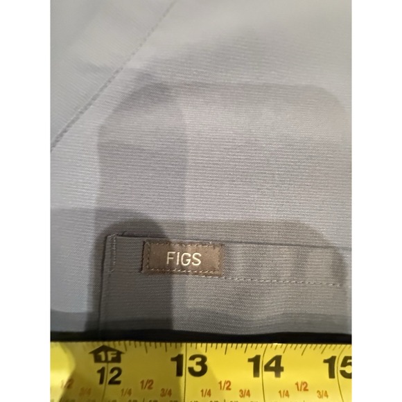 Figs Catarina One Pocket Scrub Top Women Gray, Size L - Picture 3 of 5